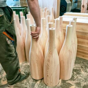 Turning according to client's sample